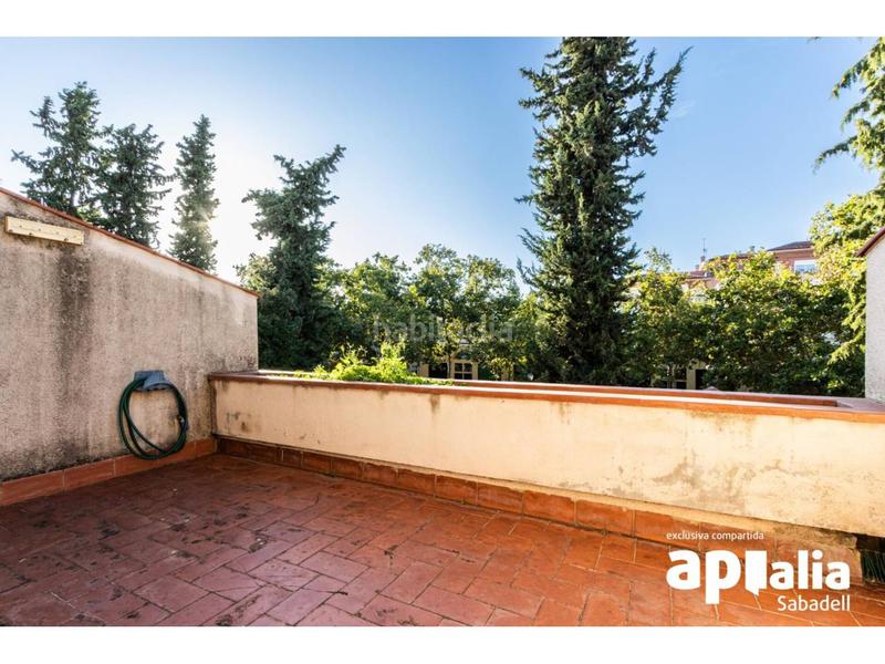 Foto 649fa910-2969-4018-8eee-9d667b9e7d0b. Haus mit heizung parking in Creu Alta Sabadell