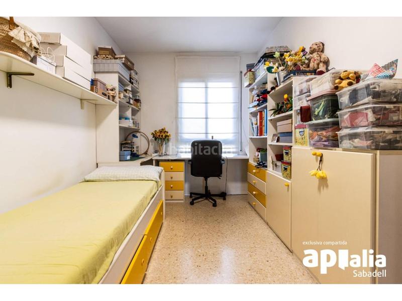 Foto bd6eda98-dc39-4f66-981c-9b0ff97cd345. Haus mit heizung parking in Creu Alta Sabadell