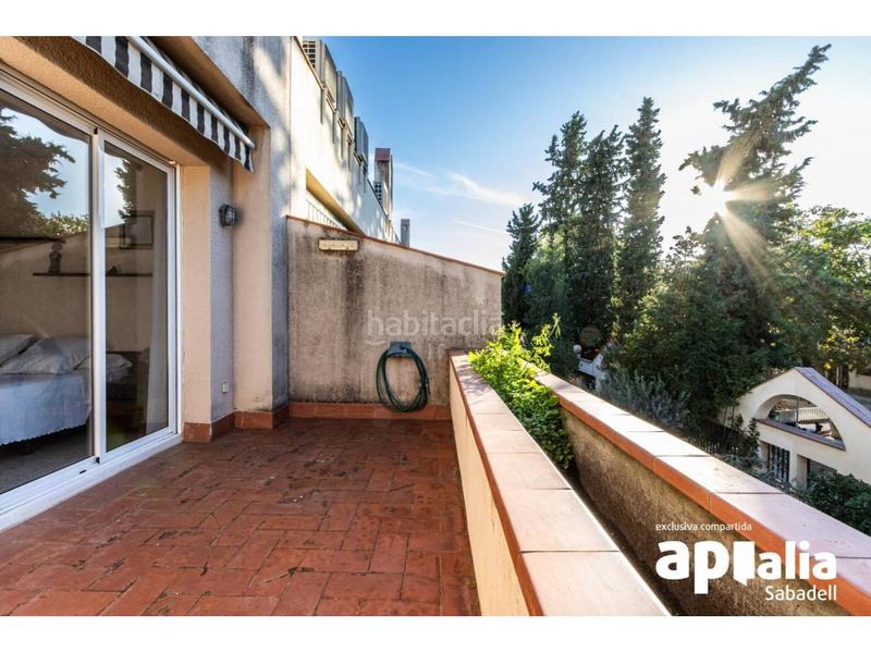 Foto c05d0004-8332-4373-b83a-6241e72e92a3. Haus mit heizung parking in Creu Alta Sabadell