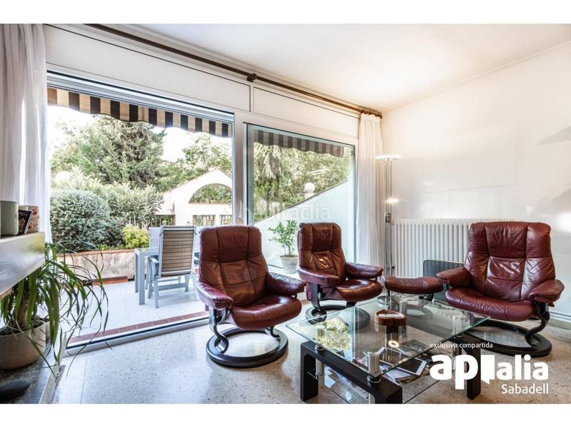 Foto c706ea20-c791-41ae-a8e4-875e960141f3. Haus mit heizung parking in Creu Alta Sabadell