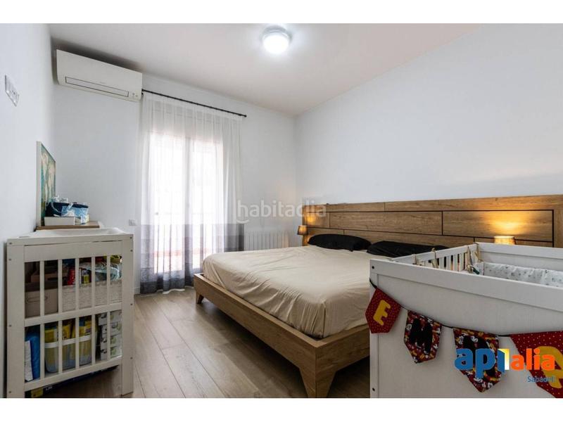 Foto 138445a4-5ef7-44b2-8d51-30646068a9f3. Casa amb calefacció aparcament a Centre Sabadell