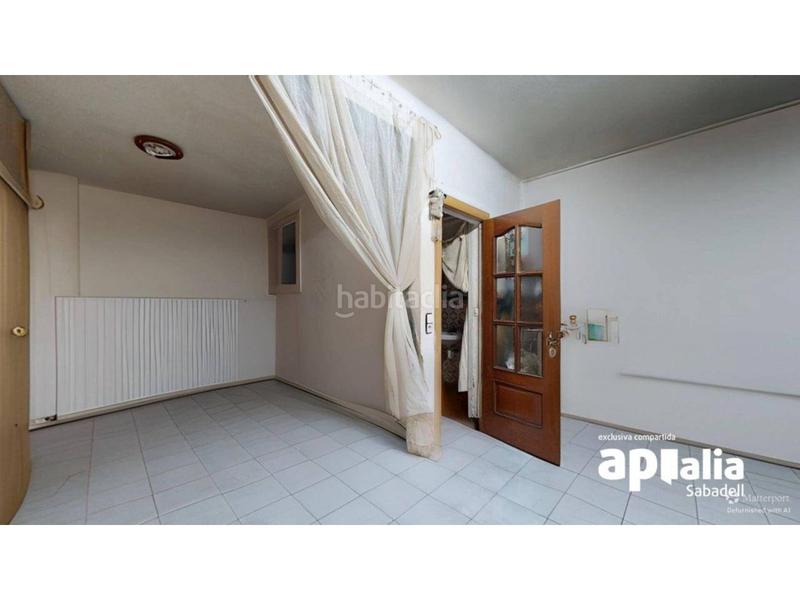 Foto 587dba1e-27f3-4b44-939e-5c8c8be180e9. Maison avec chauffage parking dans Creu de Barberà Sabadell