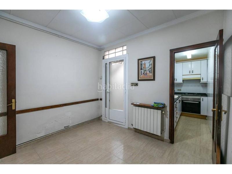 Foto 05555457-e110-4df3-a147-e2c9b7195bf1. Haus mit heizung in Centre Sabadell