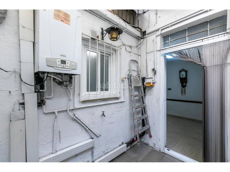 Foto 0b9bfa47-e69f-40ff-a405-dc1166396abe. Haus mit heizung in Centre Sabadell