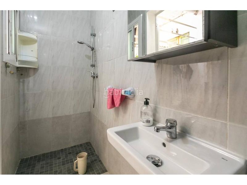 Foto 213e3d49-f467-4816-b1c1-2381b5a41136. Haus mit heizung in Centre Sabadell