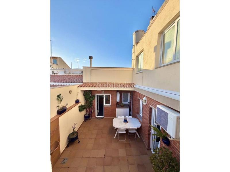 Foto 41baebc5-d099-492c-a40d-8a8f94fdb073. Casa con riscaldamento parcheggio in Centre Sant Quirze del Vallès