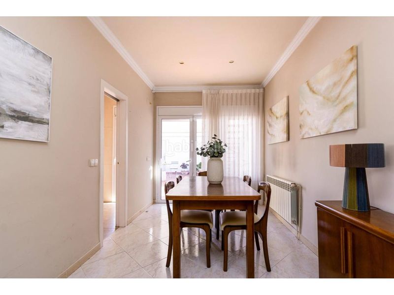Foto 8a390418-b0e7-4aeb-9716-176097952467. Casa amb calefacció aparcament a Creu Alta Sabadell
