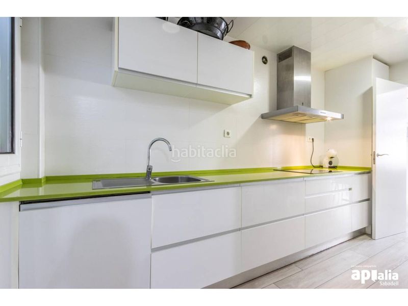 Foto 4c5b33bb-626a-4eba-bb9c-f6a859e757d2. Dúplex a Eixample Sabadell