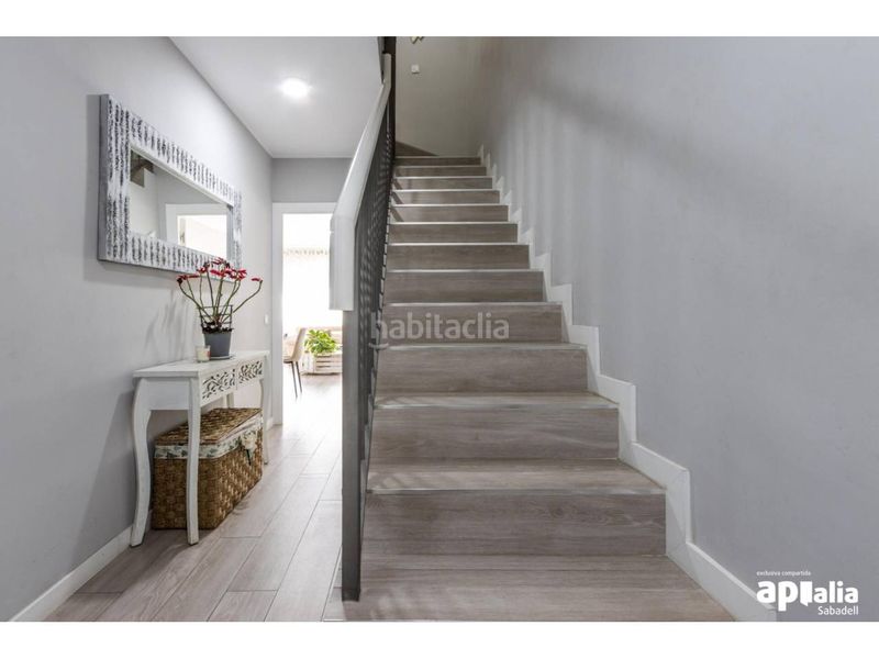 Foto b0c9ee9b-2808-4a24-89a5-e6d504c3d5e2. Dúplex a Eixample Sabadell
