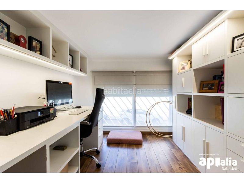 Foto 7de74d04-c146-4745-b1a2-eb9a5cdb8100. Casa amb calefacció aparcament a Gràcia Sabadell