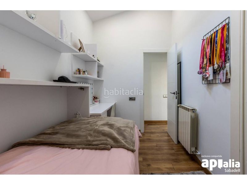 Foto bfdb66b0-84cc-449e-8c19-5385051d7fc1. Casa amb calefacció aparcament a Gràcia Sabadell