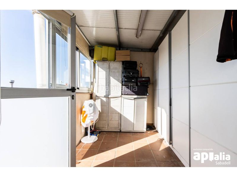 Foto e50b092a-f20d-451c-b2ad-90923fd83ff2. Casa amb calefacció aparcament a Gràcia Sabadell