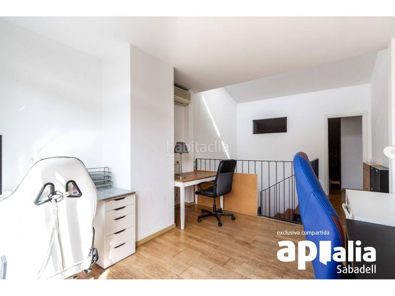 Foto 40451072-6903-4115-8ebd-aa7b90de4664. Casa amb calefacció aparcament a Gràcia Sabadell