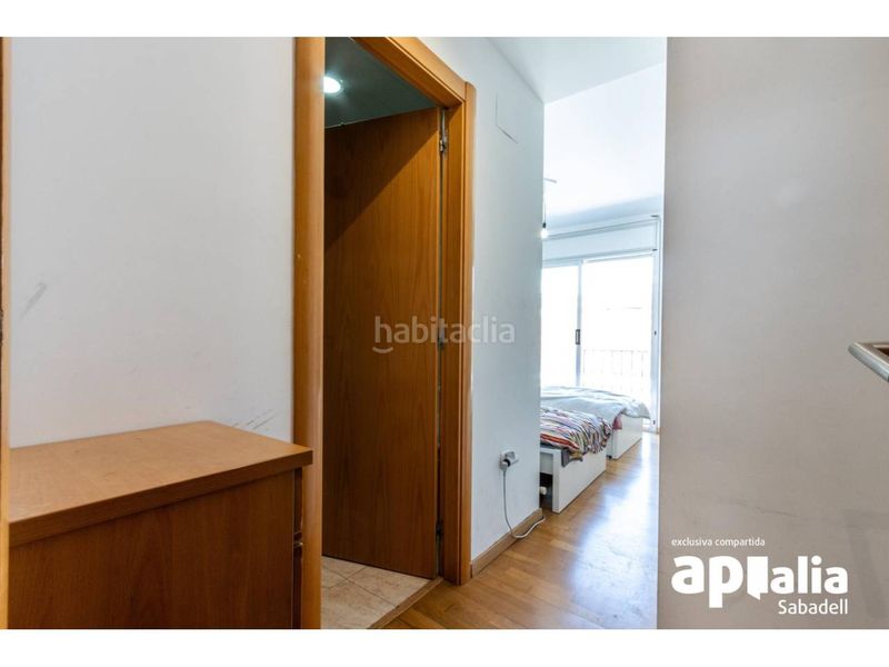 Foto aff977db-a774-4a6e-922c-b1a9476ec701. Casa amb calefacció aparcament a Gràcia Sabadell
