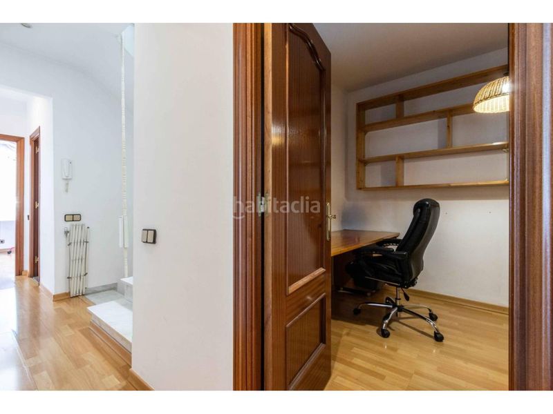 Foto 0bc606d2-c687-41d8-ae5e-78cc1bdfceac. Casa amb calefacció aparcament a Centre Sabadell