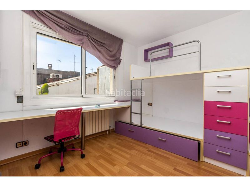 Foto 8dce6c4f-1205-4f36-9c56-b8e2f8062de6. Casa amb calefacció aparcament a Centre Sabadell