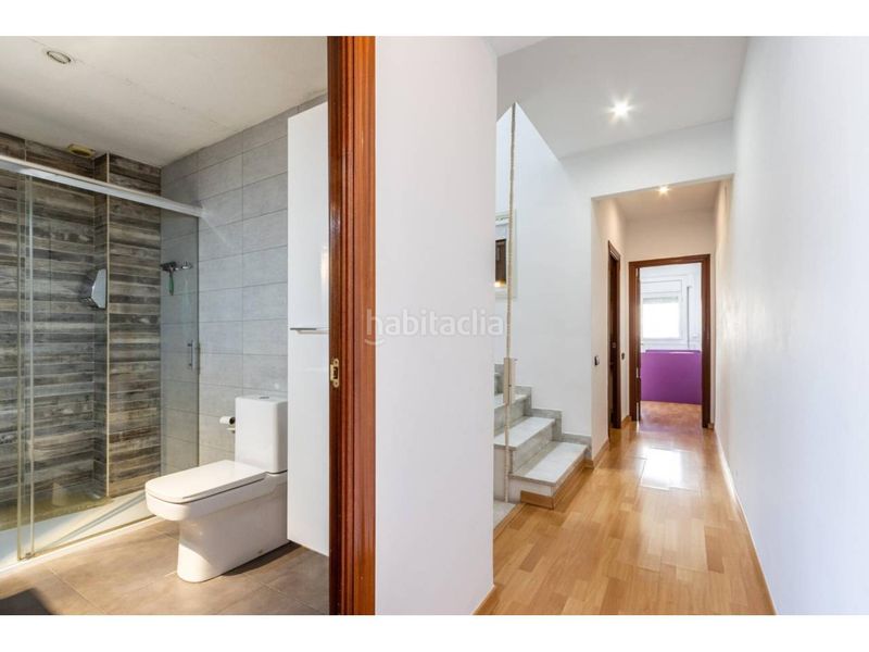 Foto bba7c710-3ac4-4299-bd7c-a9d0924fd710. Casa amb calefacció aparcament a Centre Sabadell