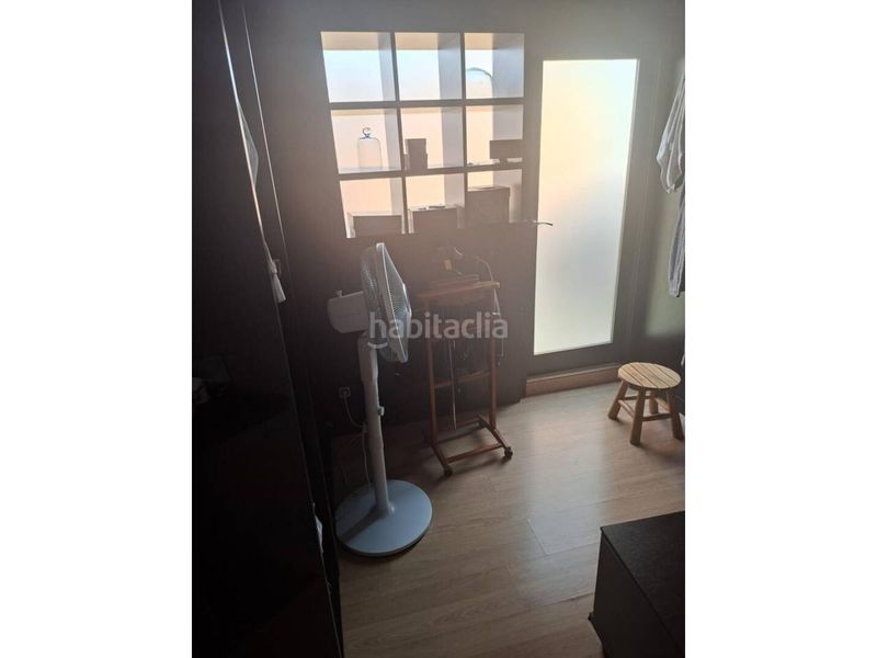 Foto d1d3b1f2-8b9e-4a06-9e96-5c9963fe8075. Casa amb calefacció aparcament a Centre Sabadell