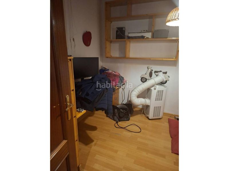 Foto f7e85c58-5f37-4826-b530-b75e273cfe15. Casa amb calefacció aparcament a Centre Sabadell