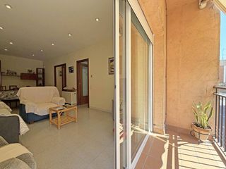 Pis  Calle fatjo. Piso en creu barbera  sabadell
