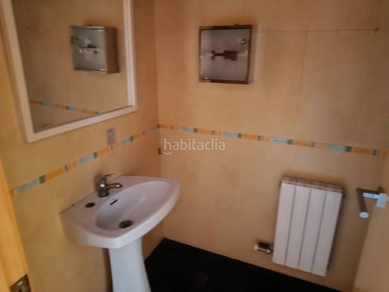 Foto b5ae0c74-064f-4db4-a7b9-7a9cacad09bf. Casa a Can Rull Sabadell