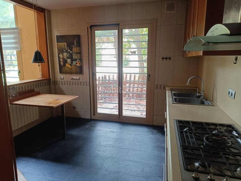 Foto c341188f-e574-4224-b3d8-44060ab4c828. Casa a Can Rull Sabadell