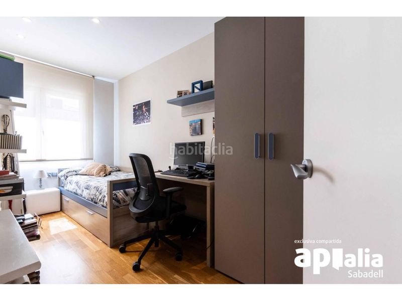 Foto 0ac7c15d-5035-442b-861f-77a91ecb4703. Casa amb calefacció aparcament a Creu Alta Sabadell
