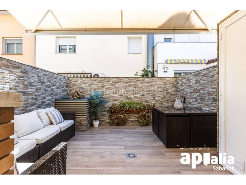 Foto d618c043-1c43-4910-8f70-4855d035fe4e. Casa amb calefacció aparcament a Creu Alta Sabadell