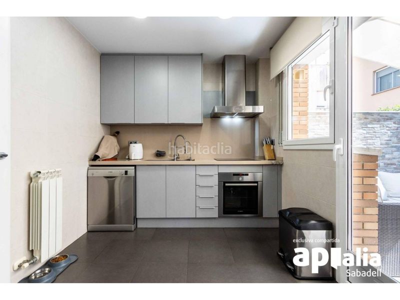 Foto d7fe1aa8-6426-44c8-b8ee-5d1688792c3d. Casa amb calefacció aparcament a Creu Alta Sabadell