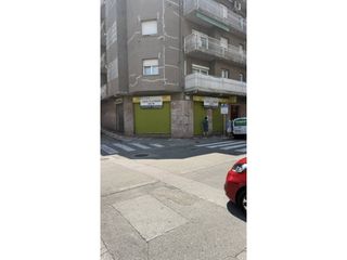 Lloguer Local Comercial  Avenida joan carles i. Local comercial esquinero 400 m2 en alquiler en montferrantsant