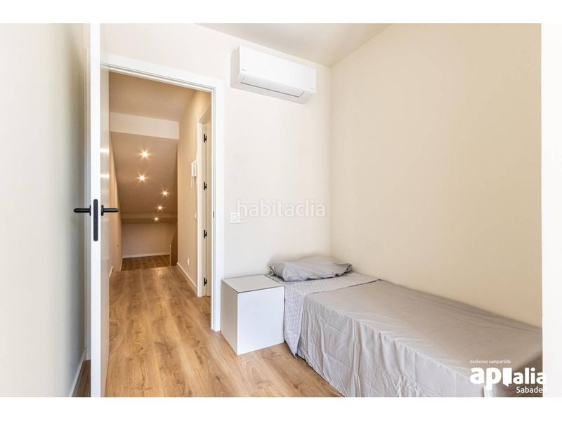 Foto 1718c545-5e95-4262-b658-f9dddf93dfbe. Casa amb calefacció a Centre Sabadell