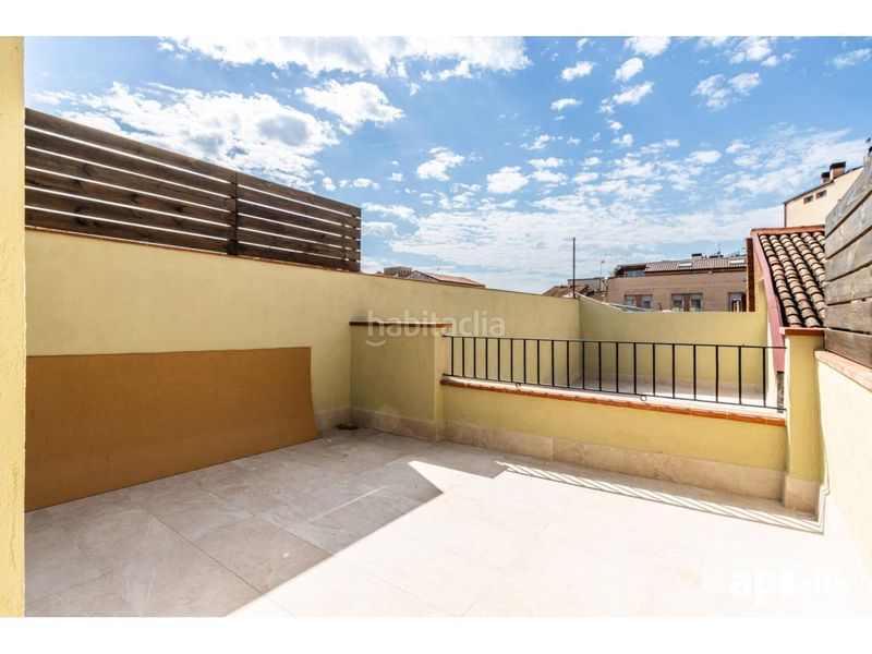 Foto 4e1f4740-79ae-4ca3-bbd5-85eec1782e96. Casa amb calefacció a Centre Sabadell