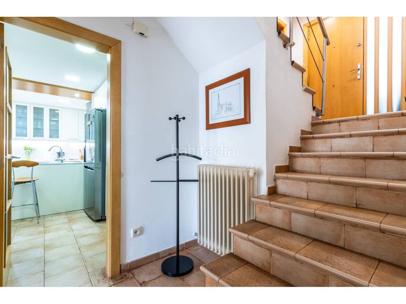 Foto 7bd40189-d8a3-4845-96d7-28983915b7f9. Casa amb calefacció aparcament piscina a Poble - Casc Antic Castellar del Vallès