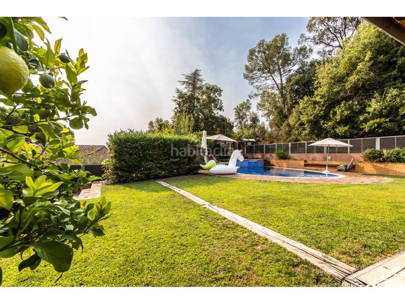 Foto bf7148d9-fc3b-4345-8843-dbe9d4b7eb95. Casa amb calefacció aparcament piscina a Poble - Casc Antic Castellar del Vallès