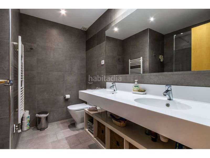 Foto c0db88c2-c399-4434-ac46-b5b6b126030b. Casa amb calefacció aparcament piscina a Poble - Casc Antic Castellar del Vallès