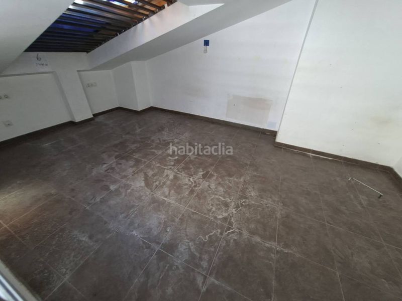 Foto df3c342c-e0af-429d-bbe7-7b8a5bbd51fe. Dúplex amb aparcament a Mercat Rubí
