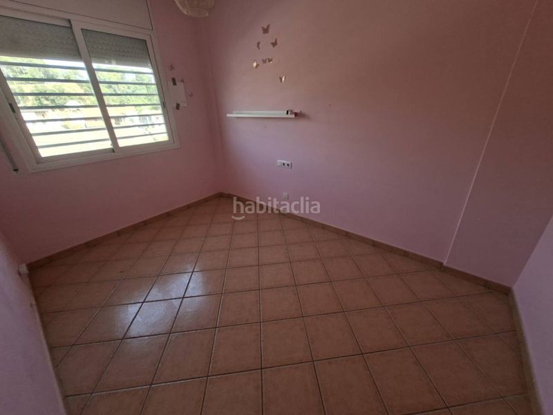 Foto 8b83dbad-55ce-4e52-aff8-1a58fc4c0d88. Casa amb aparcament a Sentmenat