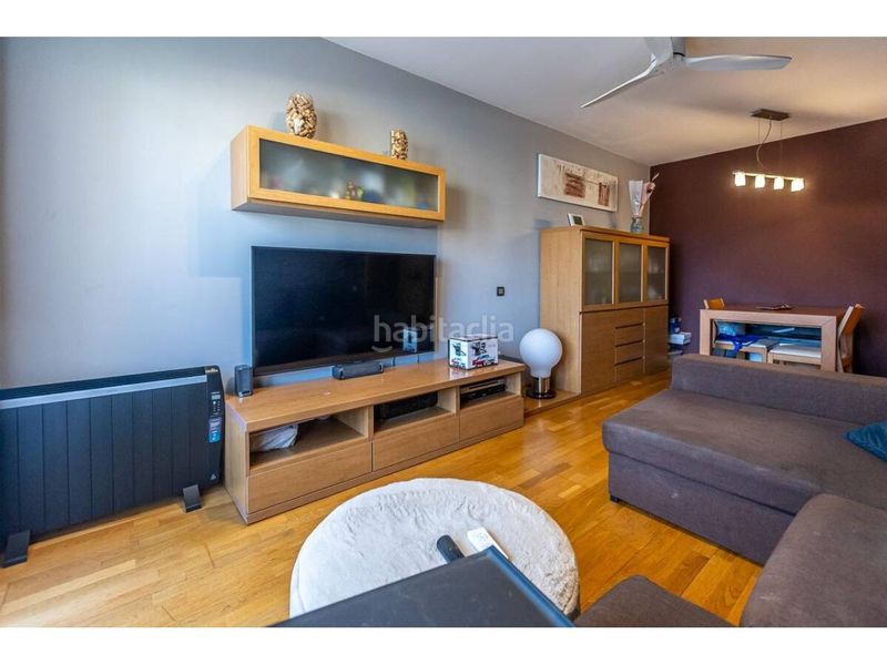 Foto a1c7db3d-5a23-40cb-809c-2d8debe60428. Flat with heating parking in Eixample Sabadell