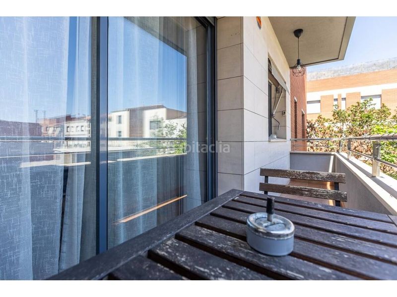 Foto e6e30de0-cdfb-4b53-93ab-e4290eff014a. Flat with heating parking in Eixample Sabadell