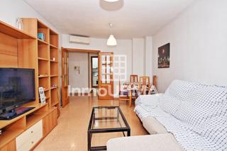 Pis  Carrer pintor velazquez. Piso de 2 dormitorios junto al mercado central de alicante