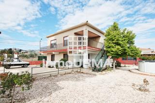 Xalet  Avinguda de novelda. Chalet de dos plantas junto al ncleo urbano de monvar