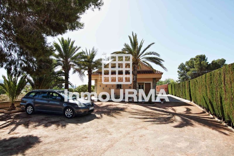 Foto 0772972a-32d4-4475-91b1-cf4af028c66b. Xalet amb xemeneia aparcament piscina a Monòver