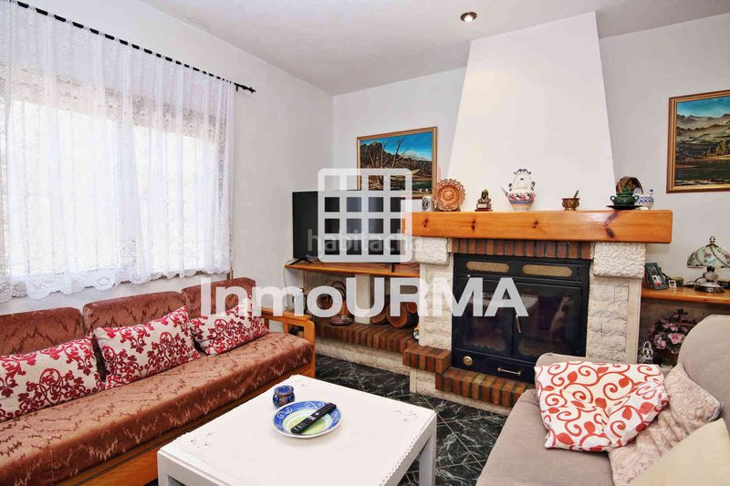 Foto 404c7e5a-7e2d-43f8-8799-26818ea2bb17. Xalet amb xemeneia aparcament piscina a Monòver