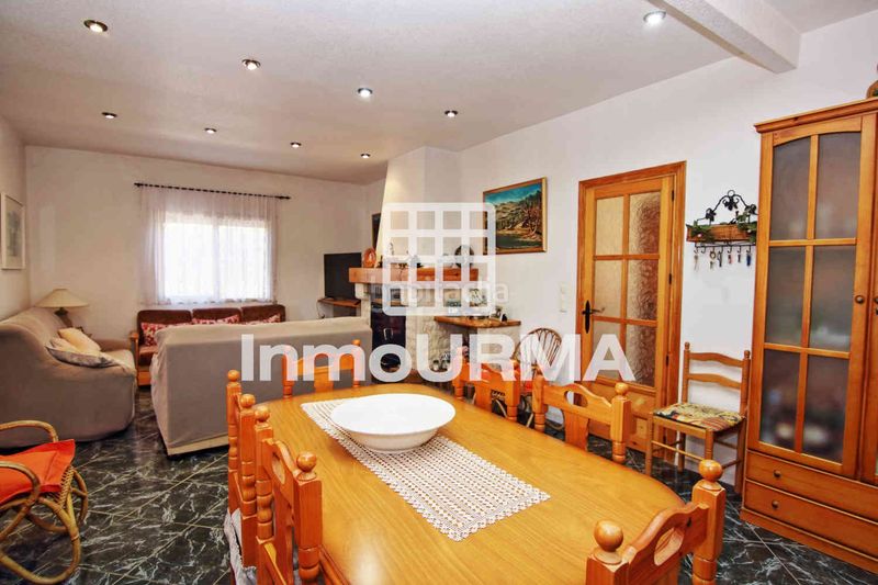 Foto c0457757-a8a7-4704-b9ac-42c888da54d5. Xalet amb xemeneia aparcament piscina a Monòver