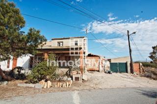 Maison à Diseminado bacarot 23a. Casa para reformar en terreno de 16.700 m²