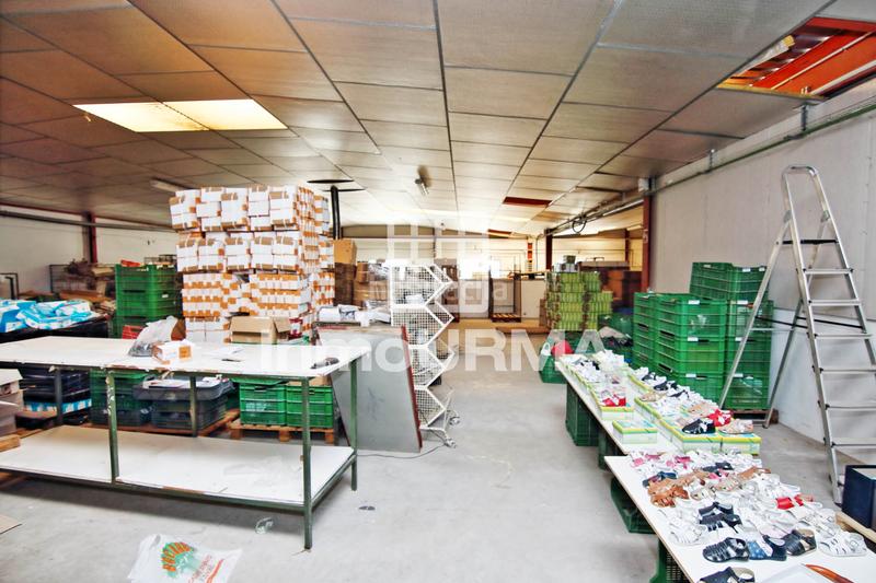 Foto 38f9043f-8e98-4e4a-8f86-f6b3dfbe4afb. Nau industrial a carrer castella la mancha 6 a Monòver