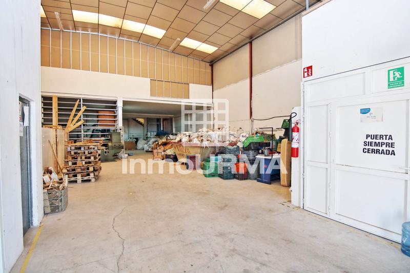 Foto 89d12dce-1b0d-46cb-91e1-bef748176be6. Nau industrial a carrer castella la mancha 6 a Monòver