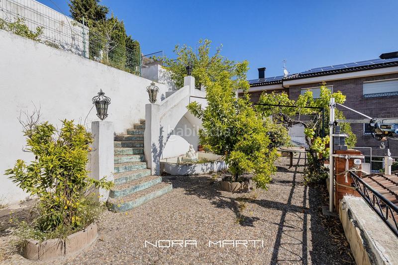 Foto 8cc9abdd-1665-4d11-8bb0-c1e87235ca53. Casa con parcheggio piscina in La Miranda Esplugues de Llobregat