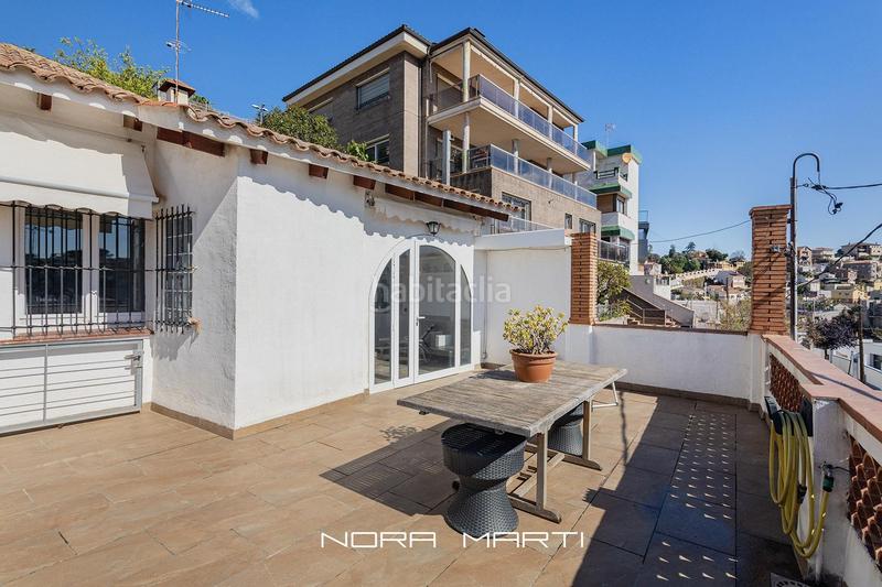 Foto c8ba5751-61f7-498a-8514-6a19377324a6. Casa con parcheggio piscina in La Miranda Esplugues de Llobregat