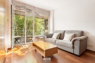 Miete Etagenwohnung in Sant Gervasi - Bonanova. Apartamento en alquiler  en paseo sant gervasi